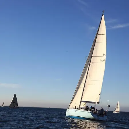 Ostseeurlaub Auf Gutshof Mit Kamin, Sauna Und Eingezaeuntem Garten *
