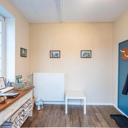 Ostseeurlaub Auf Dem Malerischen Gut Priesholz Mit Kamin Sauna Eingezaeuntem Garten Und Grosser Sonnenterrasse *