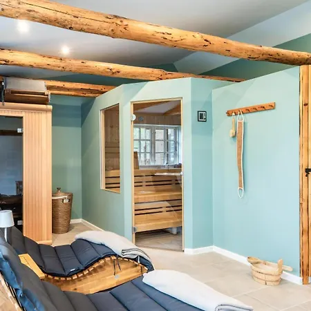 Ostseeurlaub Auf Dem Malerischen Gut Priesholz Mit Kamin Sauna Eingezaeuntem Garten Und Grosser Sonnenterrasse Rabenholz